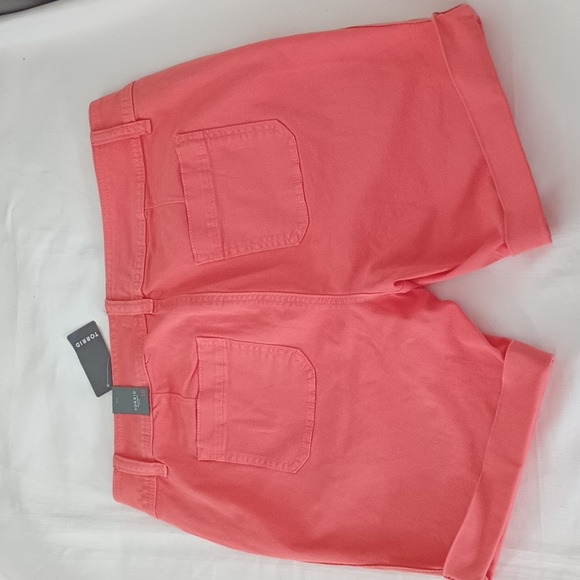 TORRID SHORTS AVIATOR BERMUDA CORAL SIZE 10 - Picture 4 of 6